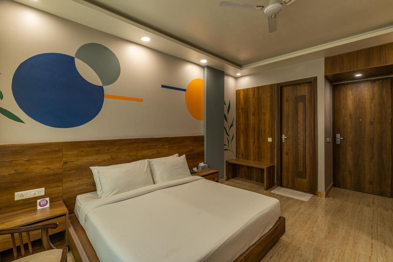 Moustache Rishikesh Luxuria Hostel Ngoại thất bức ảnh